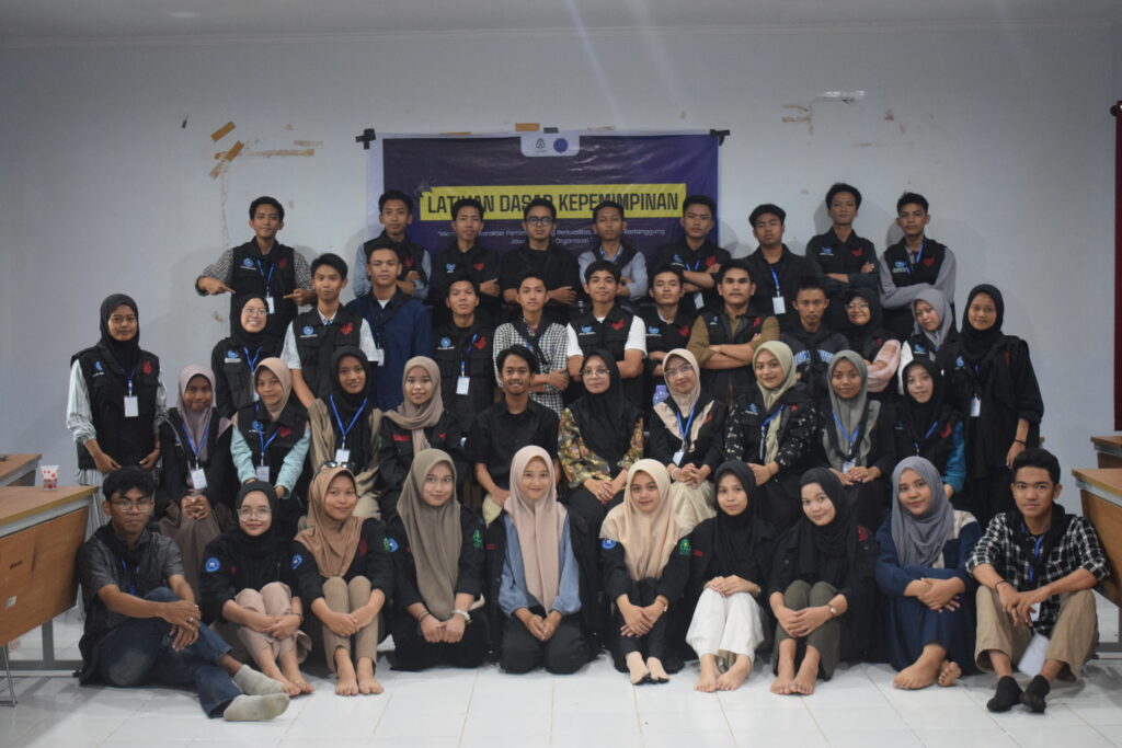 Foto kegiatan LDK 2024 HMJ-SI di BPPMVP